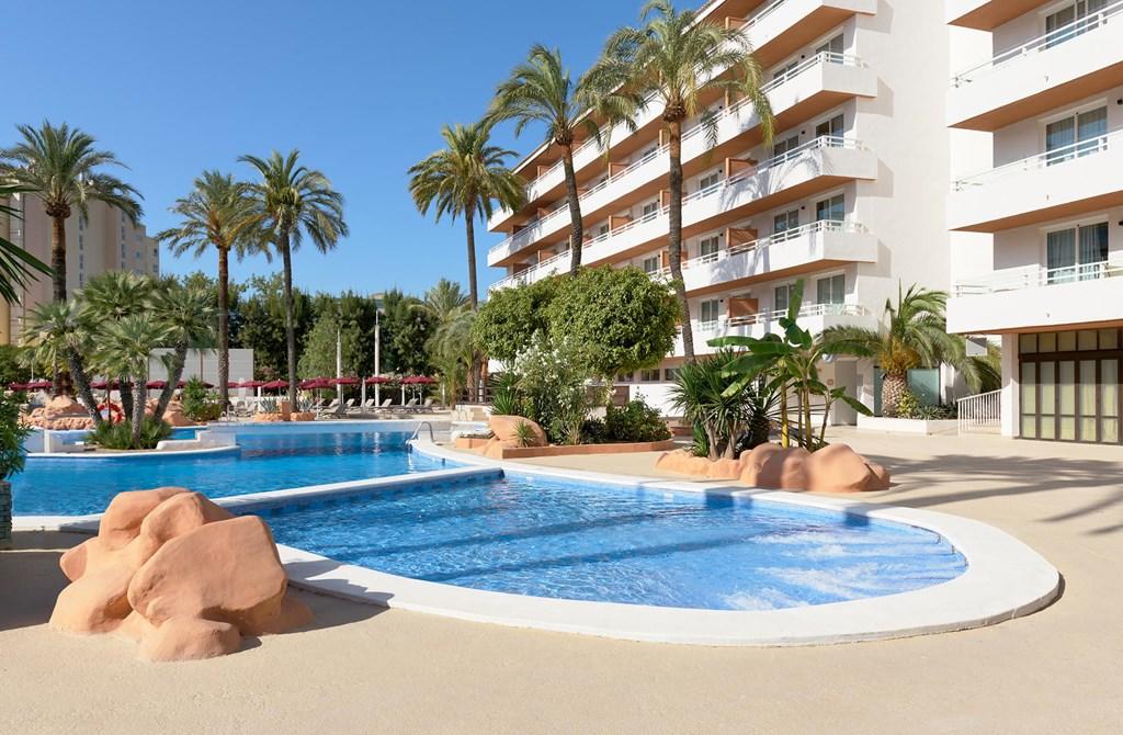 Tent Calvia Beach, Magaluf | easyJet holidays